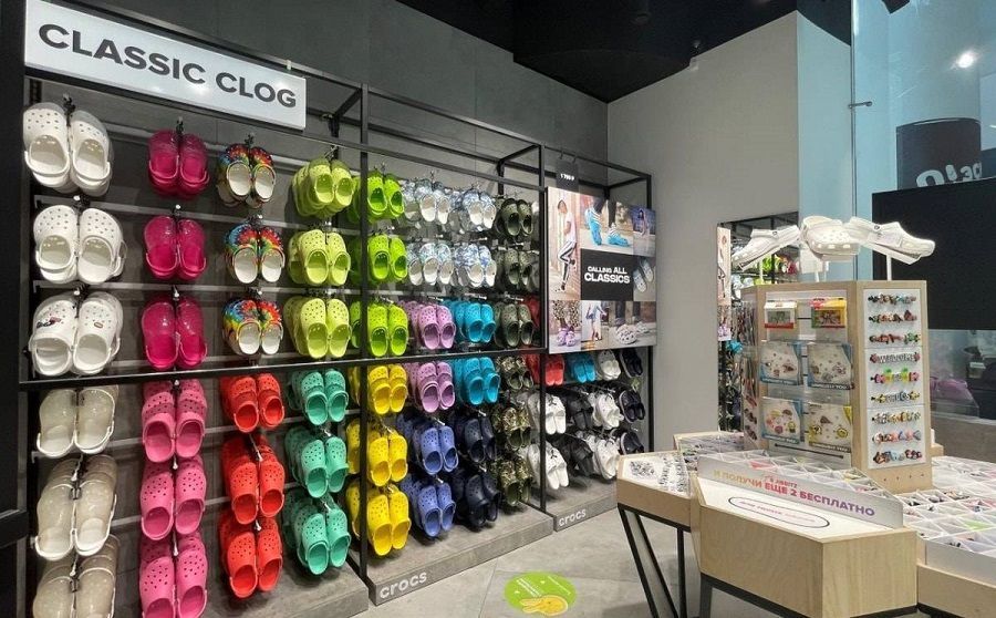Crocs has updated the retail concept of stores in two Moscow 