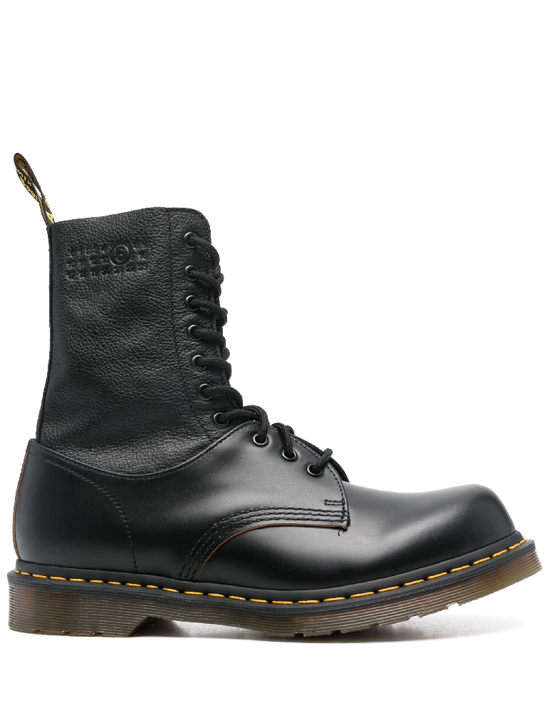 Еще больше гибридной обуви в коллаборации Dr. Martens x MM6 Maison Margiela