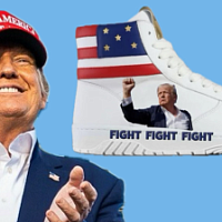 Кроссовки с победным изображением Дональда Трампа стали бестселлерами