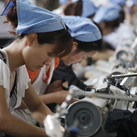 Вьетнам наращивает экспорт кожи, обуви и сумок