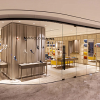Manolo Blahnik открыл первый магазин в Гонконге 