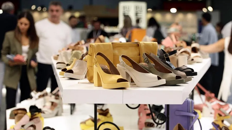 Обувь - купить в Москве брендовую обувь из Италии